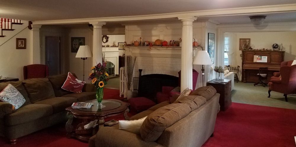 Windflower Inn Great Barrington Bagian luar foto